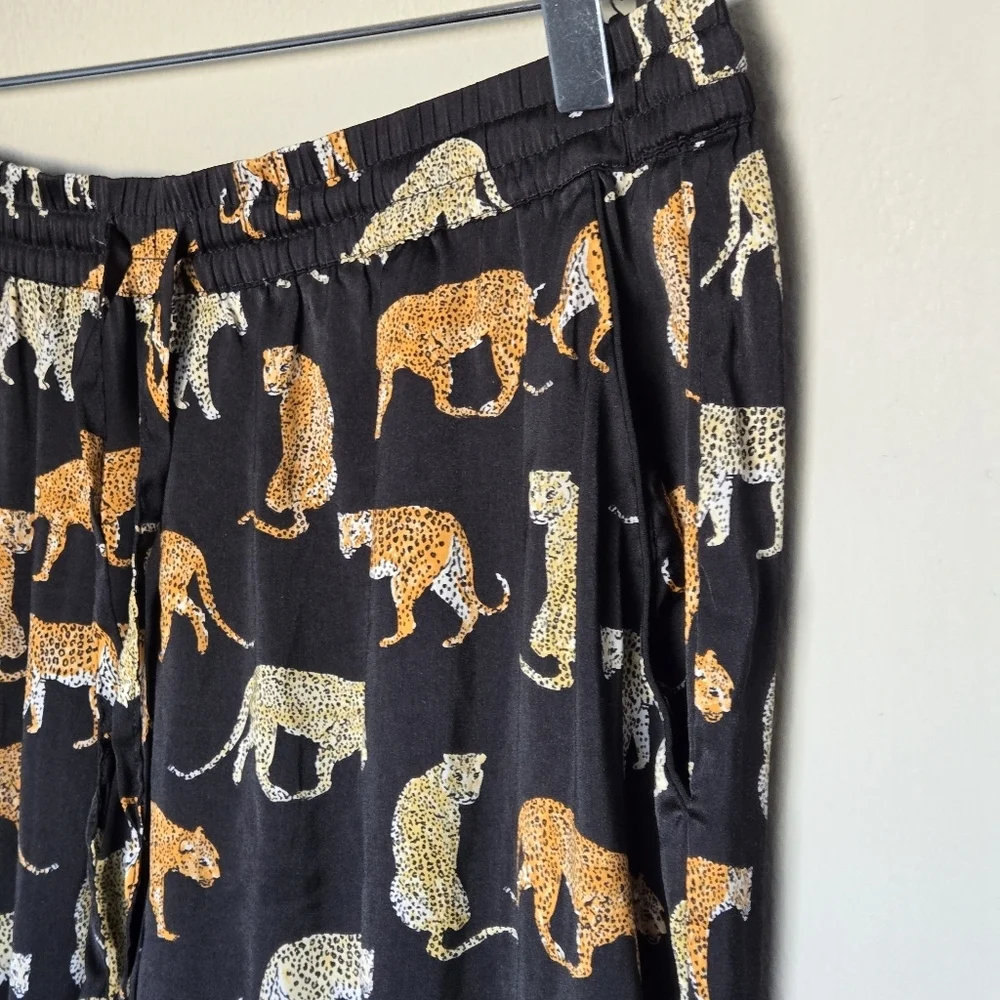 Banana Republic Satin Pajama Set with Safari Animal Print Size M
